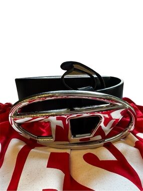 Diesel VTG Black Leather Belt with Silver Oval Logo Buckle
